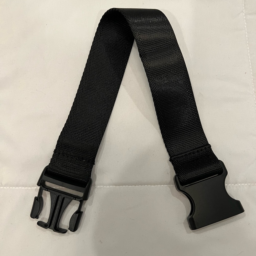 Lululemon belt bag extension strap